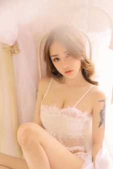 自己打自己屁股教程